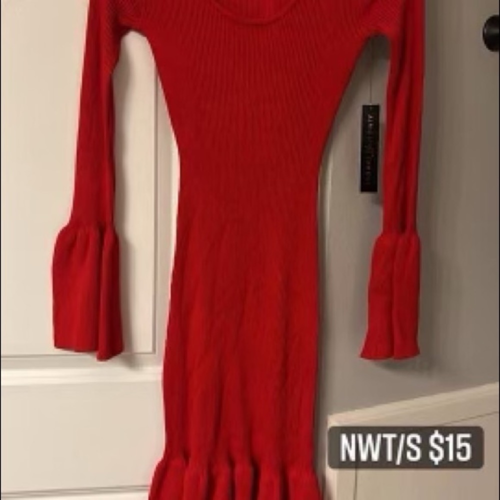 Closet clean out price and size in the pics